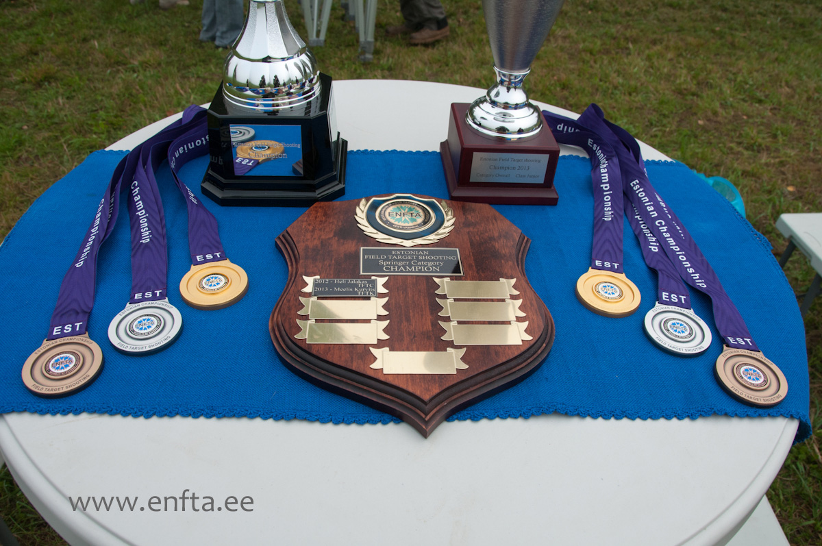 Estonian champion in Springer category will get a wooden plate